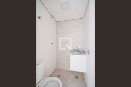 Banheiro social de apartamento para alugar com 2 quartos, 40m² em Vila Carrao, São Paulo