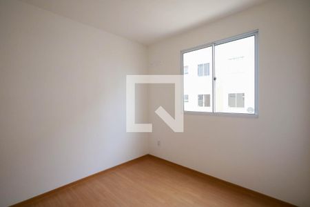 Quarto 2 de apartamento para alugar com 2 quartos, 39m² em Residencial Monte Carlo, Goiânia