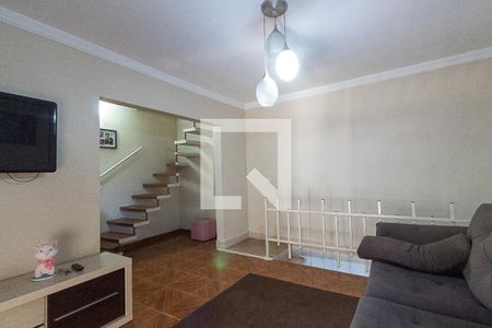 Sala de casa para alugar com 2 quartos, 100m² em Jardim Hercilia, São Paulo