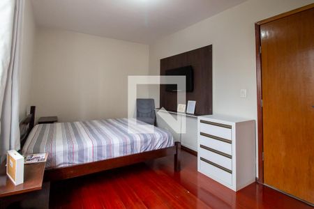 Quarto 2 de apartamento para alugar com 3 quartos, 70m² em Vila Izabel, Curitiba