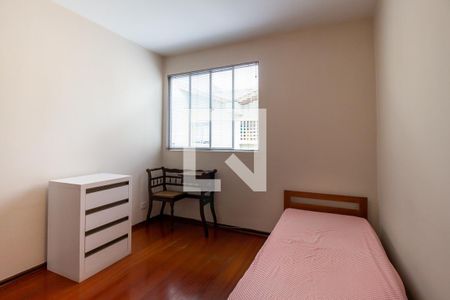 Quarto 1 de apartamento para alugar com 3 quartos, 70m² em Vila Izabel, Curitiba