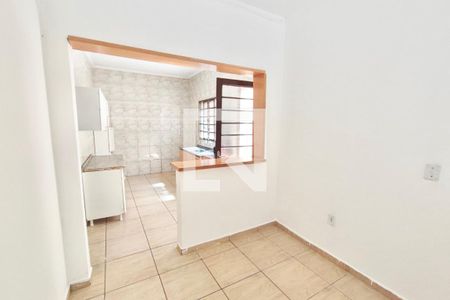 Sala de casa para alugar com 2 quartos, 44m² em Jardim Santa Lúcia, Campinas