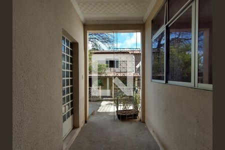 Casa à venda com 4 quartos, 261m² em Eldorado, Contagem