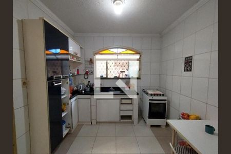 Casa à venda com 4 quartos, 261m² em Eldorado, Contagem