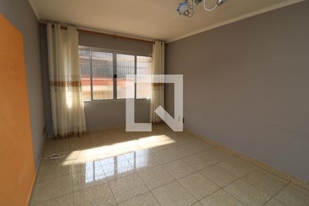 Sala de casa à venda com 3 quartos, 207m² em Jardim Vila Formosa, São Paulo