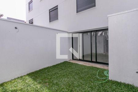 Quintal de casa à venda com 2 quartos, 100m² em Campo Belo, São Paulo