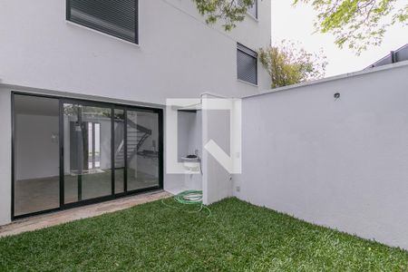 Quintal de casa à venda com 2 quartos, 100m² em Campo Belo, São Paulo