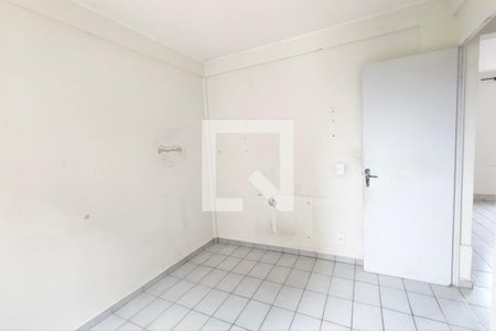 Quarto 2 de apartamento para alugar com 2 quartos, 54m² em Parque Residencial Vila União, Campinas