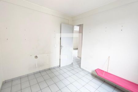 Quarto 2 de apartamento para alugar com 2 quartos, 54m² em Parque Residencial Vila União, Campinas