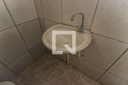 Casa à venda com 150m², 1 quarto e sem vaga Casa à venda com 150m², 1 quarto e sem vagaBanheiro