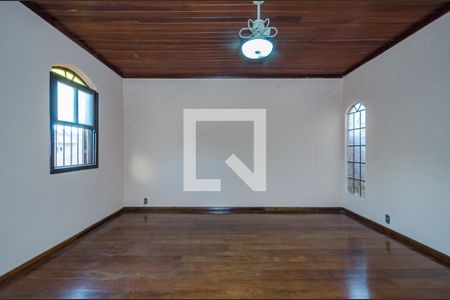 Sala 1 de casa para alugar com 4 quartos, 222m² em Dom Cabral, Belo Horizonte