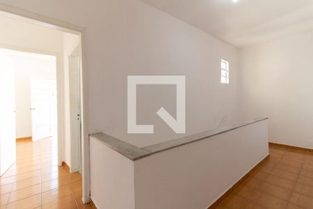 Corredor de casa para alugar com 2 quartos, 160m² em Vila Moinho Velho, São Paulo