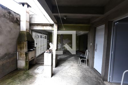 Casa à venda com 460m², 3 quartos e 4 vagas Casa à venda com 460m², 3 quartos e 4 vagasQuintal /Churrasqueira/Serviço