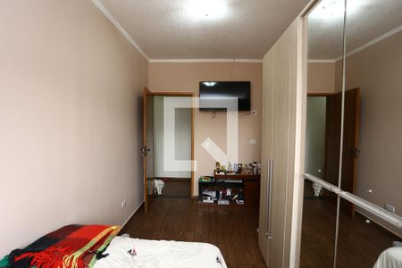 Casa à venda com 460m², 3 quartos e 4 vagas Casa à venda com 460m², 3 quartos e 4 vagasQuarto 2