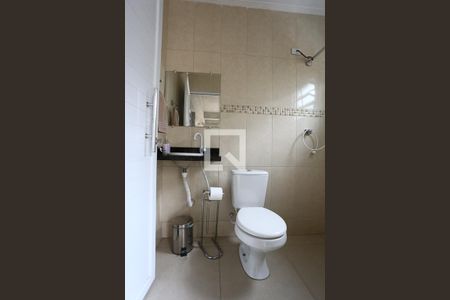 Casa à venda com 460m², 3 quartos e 4 vagas Casa à venda com 460m², 3 quartos e 4 vagasQuintal /Churrasqueira/Serviço