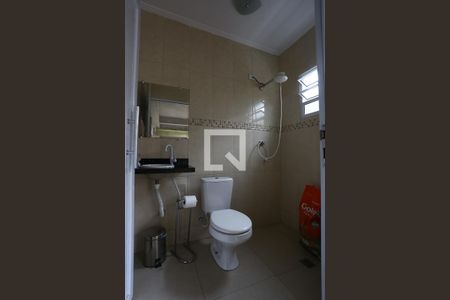 Casa à venda com 460m², 3 quartos e 4 vagas Casa à venda com 460m², 3 quartos e 4 vagasQuintal /Churrasqueira/Serviço