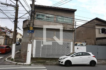 Casa à venda com 460m², 3 quartos e 4 vagas Casa à venda com 460m², 3 quartos e 4 vagasFachada