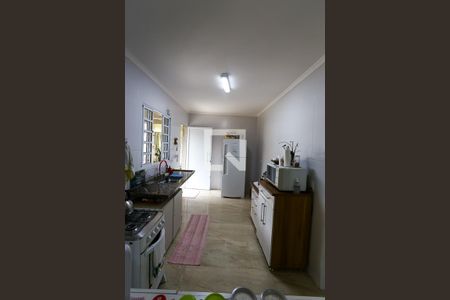 Casa à venda com 460m², 3 quartos e 4 vagas Casa à venda com 460m², 3 quartos e 4 vagasCozinha