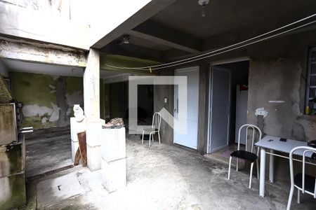 Casa à venda com 460m², 3 quartos e 4 vagas Casa à venda com 460m², 3 quartos e 4 vagasQuintal /Churrasqueira/Serviço