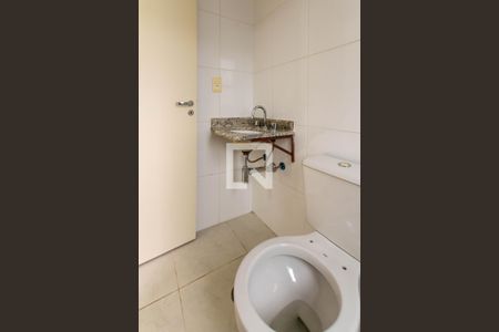 Apartamento à venda com 120m², 3 quartos e 2 vagas Apartamento à venda com 120m², 3 quartos e 2 vagasBanheiro da Suíte 2
