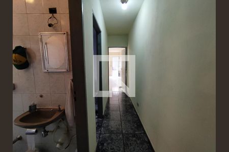 Corredor de casa à venda com 4 quartos, 152m² em Jardim Cotinha, São Paulo