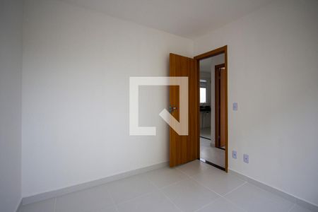 Quarto 1 de apartamento para alugar com 2 quartos, 40m² em Vila Lage, São Gonçalo