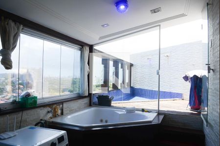 Apartamento para alugar com 169m², 2 quartos e 1 vaga Apartamento para alugar com 169m², 2 quartos e 1 vagaBanheira