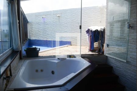 Apartamento para alugar com 169m², 2 quartos e 1 vaga Apartamento para alugar com 169m², 2 quartos e 1 vagaBanheira