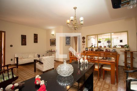 Sala de Jantar de casa à venda com 4 quartos, 225m² em Vila Bruna, São Paulo