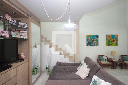 Sala de casa à venda com 3 quartos, 202m² em Vila Lúcia, São Paulo