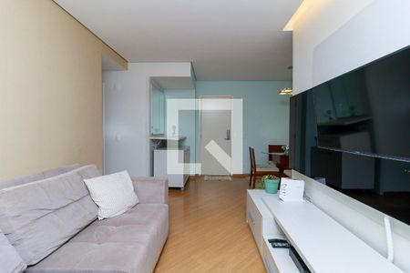 Sala de apartamento para alugar com 2 quartos, 74m² em Parque Colonial, São Paulo