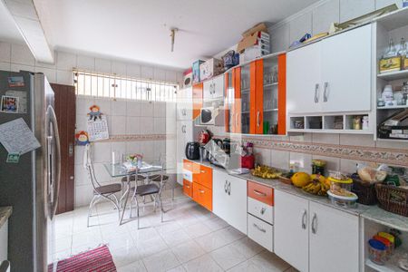 Casa à venda com 400m², 6 quartos e 6 vagas Casa à venda com 400m², 6 quartos e 6 vagasCozinha