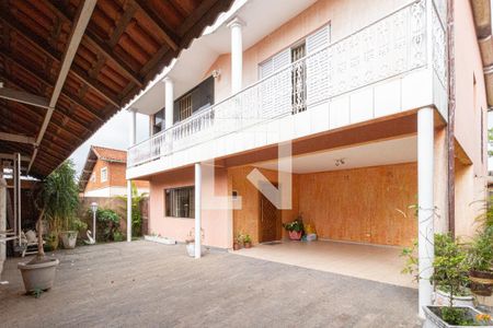 Casa à venda com 400m², 6 quartos e 6 vagas Casa à venda com 400m², 6 quartos e 6 vagasGaragem