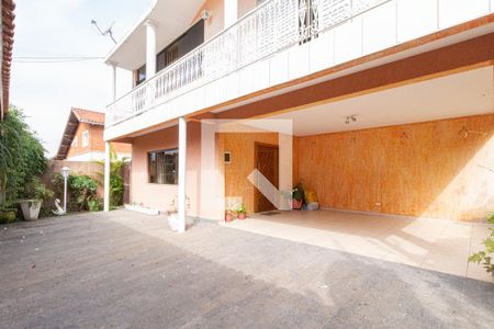 Casa à venda com 400m², 6 quartos e 6 vagas Casa à venda com 400m², 6 quartos e 6 vagasGaragem