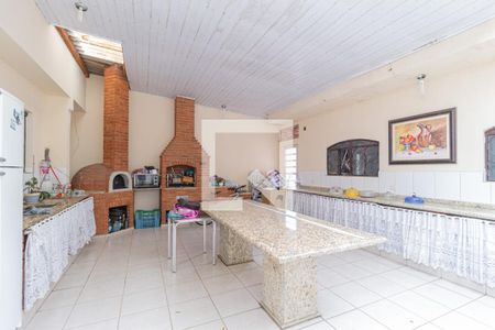 Casa à venda com 400m², 6 quartos e 6 vagas Casa à venda com 400m², 6 quartos e 6 vagasQuintal