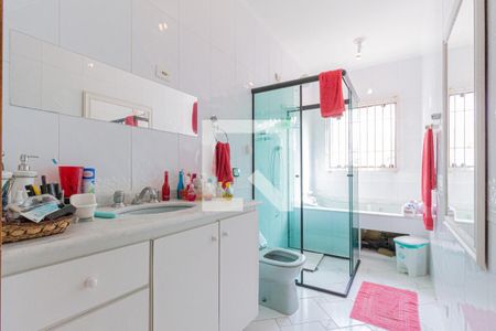 Casa à venda com 400m², 6 quartos e 6 vagas Casa à venda com 400m², 6 quartos e 6 vagasBanheiro da suíte 2