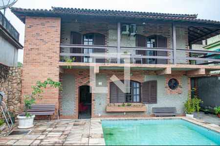 fachada de casa para alugar com 7 quartos, 308m² em Curicica, Rio de Janeiro