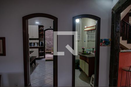 sala de casa à venda com 7 quartos, 308m² em Curicica, Rio de Janeiro