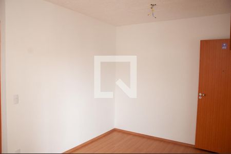 Sala de apartamento para alugar com 2 quartos, 45m² em Três Barras, Contagem