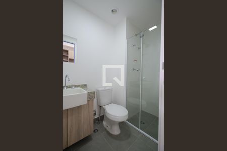 Banheiro de kitnet/studio à venda com 1 quarto, 27m² em Vila Mariana, São Paulo