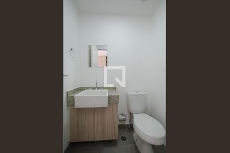 Banheiro de kitnet/studio à venda com 1 quarto, 27m² em Vila Mariana, São Paulo