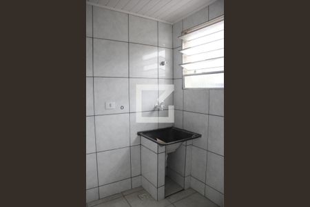 Lavanderia de apartamento para alugar com 2 quartos, 55m² em Jardim Quaresmeira, Suzano