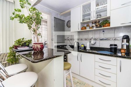 Cozinha de apartamento à venda com 1 quarto, 40m² em Jardim Botânico, Porto Alegre