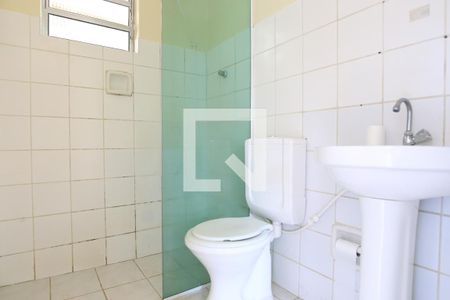 Banheiro de casa para alugar com 2 quartos, 60m² em Jardim Satélite, São José dos Campos