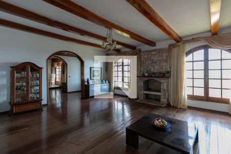 Sala de casa para alugar com 5 quartos, 514m² em Belvedere, Belo Horizonte