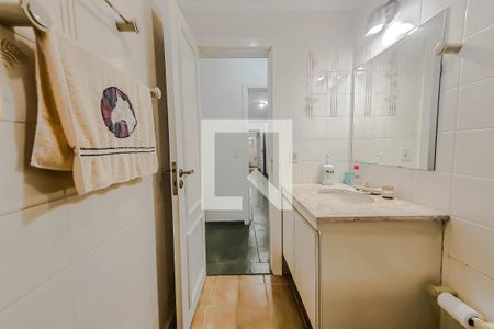Apartamento para alugar com 276m², 4 quartos e 2 vagas Apartamento para alugar com 276m², 4 quartos e 2 vagasBanheiro da Suíte 3