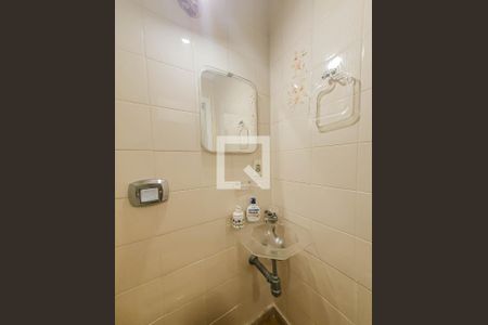 Apartamento para alugar com 276m², 4 quartos e 2 vagas Apartamento para alugar com 276m², 4 quartos e 2 vagasLavabo