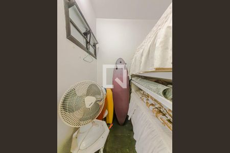 Apartamento para alugar com 276m², 4 quartos e 2 vagas Apartamento para alugar com 276m², 4 quartos e 2 vagasQuarto de Serviço