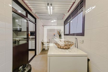 Apartamento para alugar com 276m², 4 quartos e 2 vagas Apartamento para alugar com 276m², 4 quartos e 2 vagasÁrea de Serviço