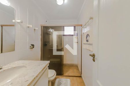 Apartamento para alugar com 276m², 4 quartos e 2 vagas Apartamento para alugar com 276m², 4 quartos e 2 vagasBanheiro da Suíte 3